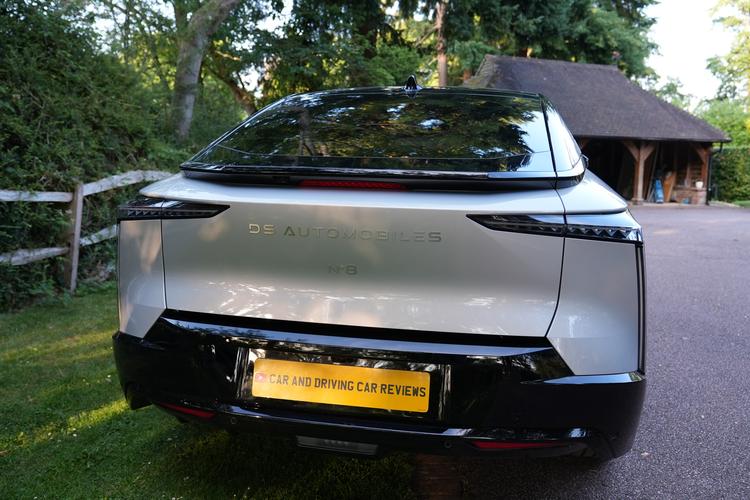DS No8 ESTATE 191kW Pallas 74kWh 5dr Auto